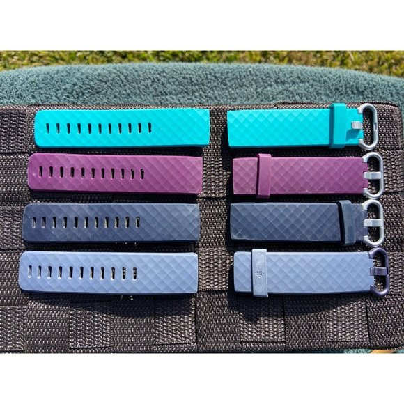 Fitbit Charge 3 Silicone Bands Set of 4 - Picture 4 of 7